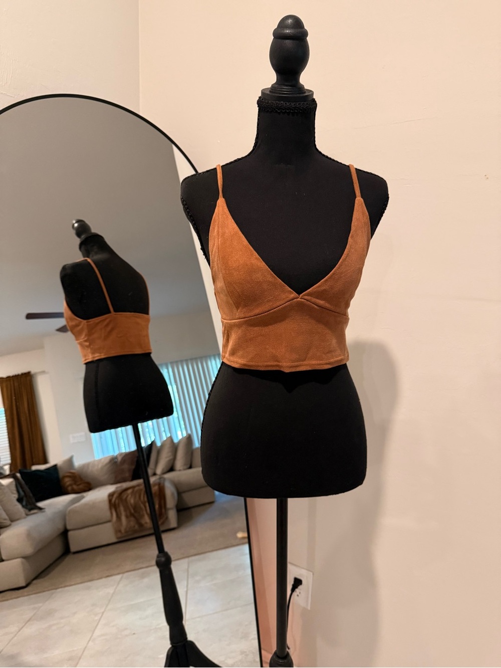Stradivarius Suede-Crop V-Neck Spaghetti Strap Top - Brown